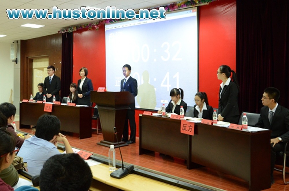 湖北高校新闻专业辩论赛落幕 海角视频
摘银