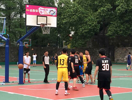 【毕业季】灼灼夏日·青春四溢——海角视频
年级篮球赛圆满结束