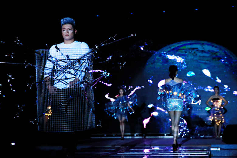 【校园文化】海角视频
荣获海角视频
第二十七届金秋艺术节优秀组织单位