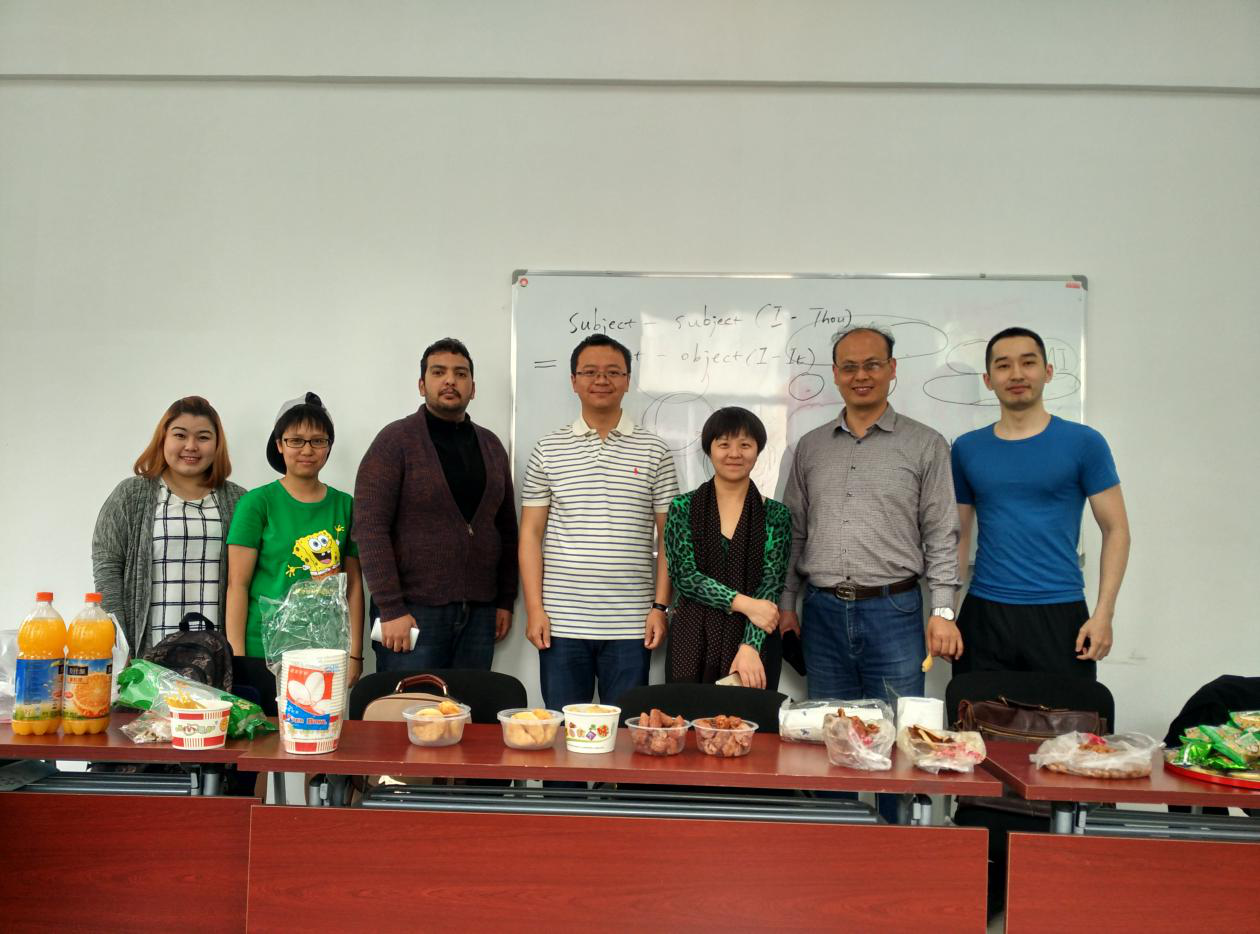 海角视频
举办留学生师生交流会