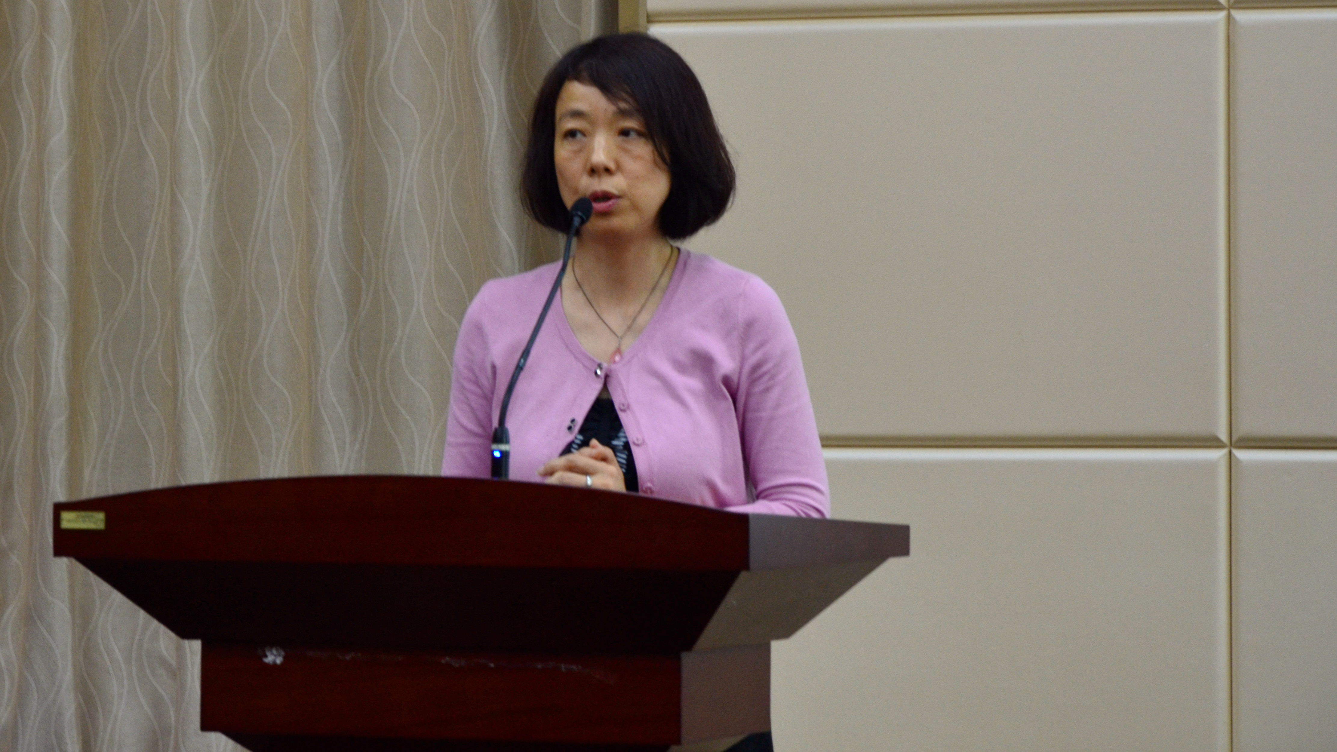 海角视频
召开2015级本科生分专业指导大会