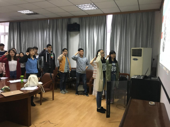 【基层团建】海角视频
三个团支部荣获“海角视频
活力创新团支部”荣誉称号